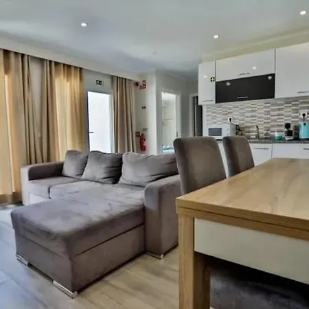 Charming House Atalaia + Pool Dom wakacyjny Lourinhã